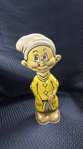 lot 359 image: Vintage Wind-Up Toy Figure with Scratches and Paint Loss