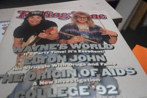 lot 28 image: Large Collection of Vintage Rolling Stone Magazines