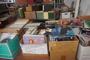 lot 43 image: 8 Boxes Vintage Music LPs From Various Artists