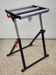 lot 258 image: Woodworking Board Roller Feeder Stand