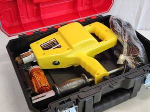 lot 154 image: Electric Autobody Pin Welder