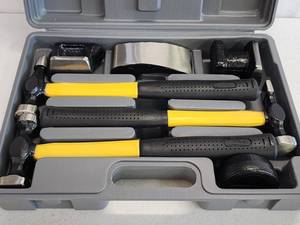 lot 241 image: Autobody Dent Repair Kit
