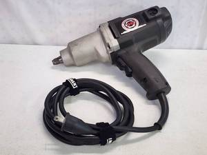 lot 250 image: Black & Decker Electric 12 Impact Wrench