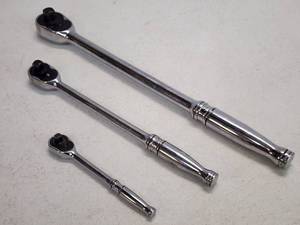 lot 73 image: (3) Assorted Size Snap-On Ratchet Wrenches