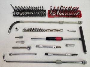 lot 244 image: 14 Socket Wrench with Accessories