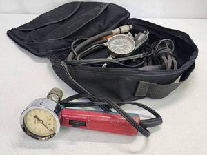 lot 93 image: Auto Mechanics Engine Cylinder Compression Testers