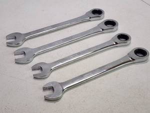 lot 242 image: (4) DeWalt Metric Ratchet Wrenches