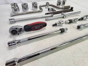 lot 240 image: Assorted 38 Socket Accessories