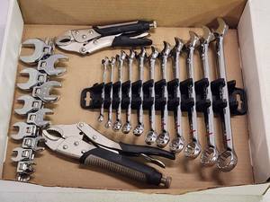 lot 170 image: Assorted Shop Hand Tools
