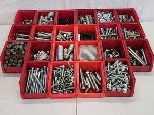 lot 165 image: (22) Assorted Organizers with Hardware