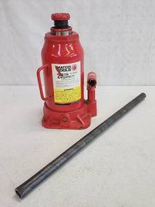 lot 86 image: Matco Tools 20 Ton Bottle Nose Jack