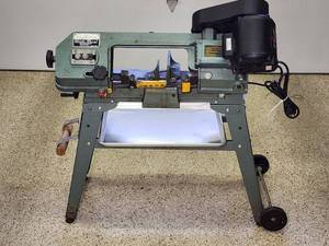 lot 162 image: Enco Metal Cutting Band Saw