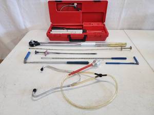lot 95 image: Mechanics Specialty Tools