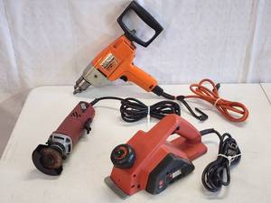 lot 193 image: (3) Electric Power Tools