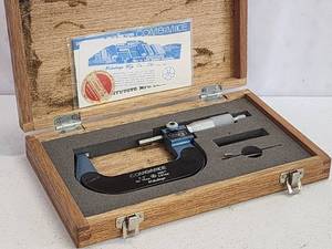 lot 208 image: Mitutoyo Precision Outside Micrometer Tool Model 159-123