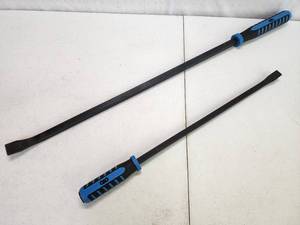 lot 322 image: (2) OTC Mechanic Pry Bars