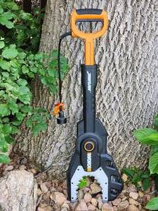 lot 362 image: Worxs Electric Jaw Saw Tree Branch Cutter
