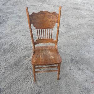 lot 35 image: Wooden Chair #2