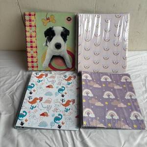lot 49 image: Lot of 4 1.5 Inch 3-Ring Binders - Printed