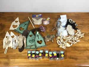 lot 72 image: Bag Misc Sewing Craft Notations Jewelry Making Supplies