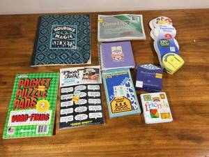 lot 78 image: Lot of books, misc. Houdinis Magic Secrets book, Disneys Trivia, Flashcards, Etc