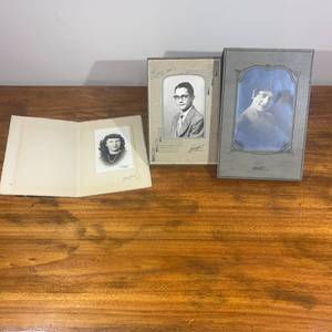 lot 92 image: Lot of 3 Vintage Photos Black and White