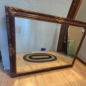 lot 101 image: Vintage Mirror Ornate Gilded