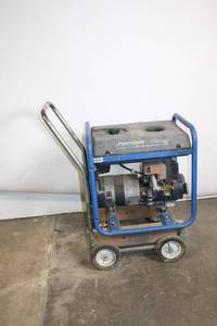 lot 7 image: Used PowerBack 5000 Watt Portable Generator