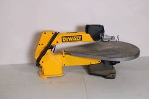 lot 11 image: DeWalt Scroll Saw in Used Condition