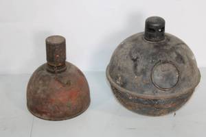 lot 20 image: Vintage Dietz Highway Torches - USA Made