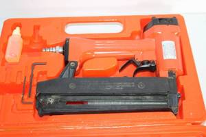lot 28 image: Air Nailer with Accessories in Case