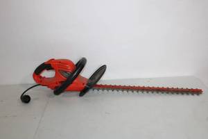 lot 48 image: Black & Decker Hedge Hog HS2400 Hedge Trimmer 24 Blade