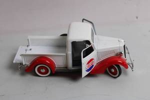 lot 95 image: Ford V8 1936 Model Truck with Pepsi-Cola Decals