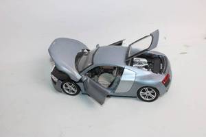 lot 96 image: Diecast Model Audi R8 with Detailed Interior