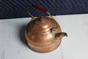 lot 112 image: Vintage Copper Teapot with Wooden Handle
