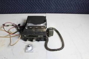 lot 119 image: Used 1960s Vintage CB Radio Transceiver with Microphone