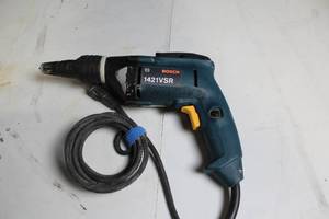 lot 121 image: Bosch 1421VSR Power Screwdriver with Cord