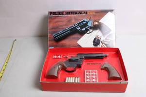 lot 138 image: Crown Model 6 Inch Police 357 Magnum Replica Toy Gun with Accessories