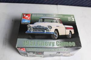 lot 154 image: 1957 Chevy Cameo Scale Model Kit by AMT Ertl