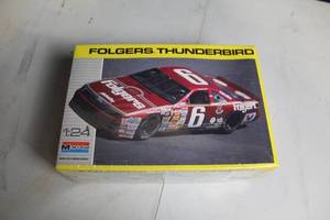 lot 159 image: Unopened Monogram 124 Scale Folgers Thunderbird Model Kit