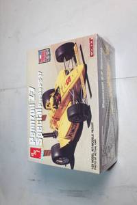 lot 167 image: AMT Pennzoil Z-7 Special Penske PC-17 125 Scale Model Kit