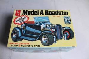 lot 174 image: AMT Model A Roadster 125 Scale Model Kit