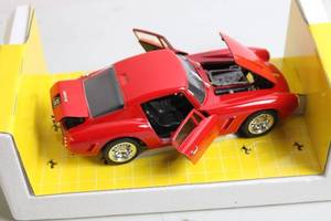 lot 207 image: 118 Scale Diecast 1962 Ferrari 250 GTO Model