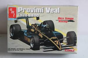 lot 209 image: AMT Ertl 125 Scale Provimi Veal Lola T-8800 Model Kit