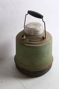 lot 250 image: Vintage Green Metal Kerosene Can with Handle