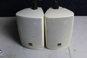 lot 254 image: Dual LU43PW Outdoor Indoor Wall Mount Speakers (Set of 2)