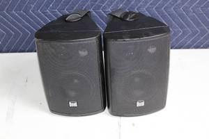 lot 256 image: Pair of Dual LU43PB 4-Inch Outdoor Indoor Speakers