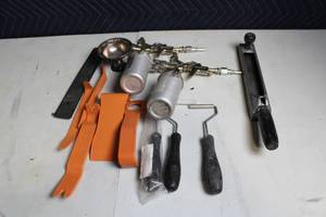 lot 263 image: Set of Auto Body Repair Tools with Spray Guns and Accessories