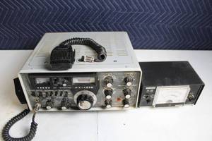 lot 267 image: Yaesu FT-101E Ham Radio Transceiver with Siltronix FS-301 Watt Meter