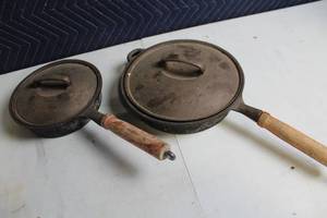 lot 308 image: Set of 2 Vintage Cast Iron Skillets with Lids